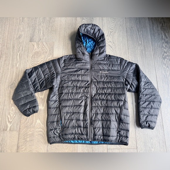 Columbia Other - Columbia Puffer Jacket in Black Size XL